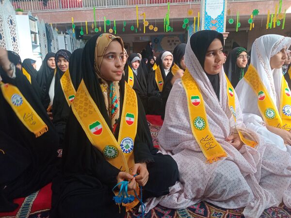 برگزاری اعتکاف دانش‌آموزی در مسجد بقیه الله شهرستان بجنورد 