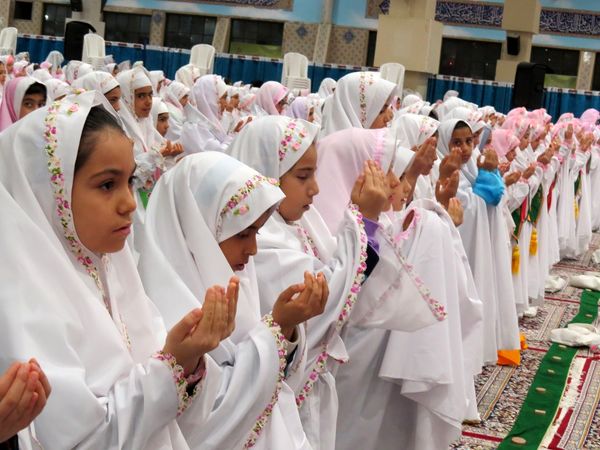 جشن تکلیف و روزه اولی‌ها در مصلی بجنورد