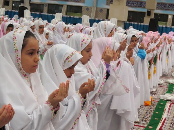 جشن تکلیف و روزه اولی‌ها در مصلی بجنورد