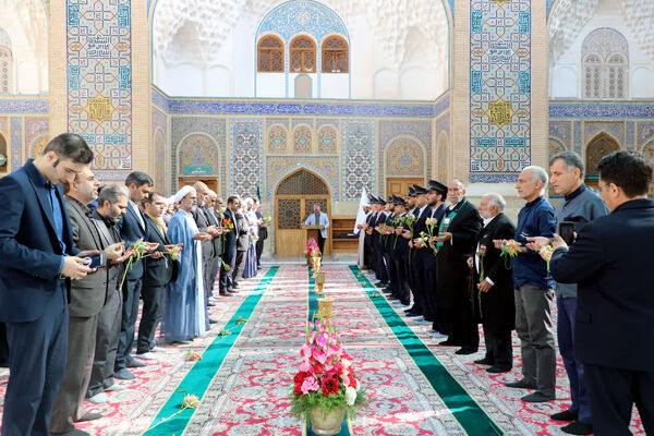 تجدید میثاق معلمان قم با شهیدان
