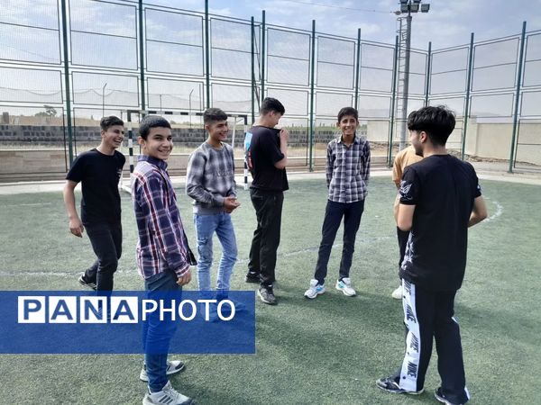 روزی پرانرژی برای پسران ناحیه یک زنجان و منطقه ایجرود در اردوی دانش‌آموزی یک‌روزه