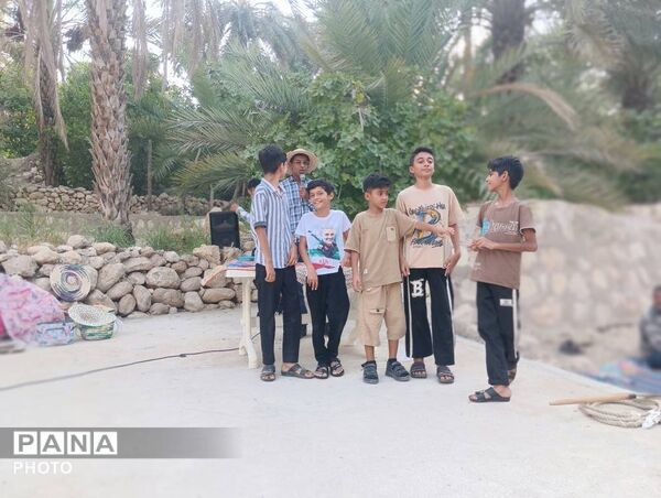 عطر خرما با جشن میلاد پیامبر (ص) در روستای بناب
