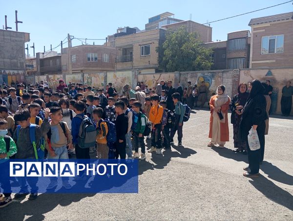 جشن پرشکوه آغاز سال تحصیلی جدید در مدرسه ابتدایی فتحیان بانه