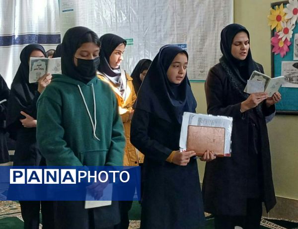 جشن ولادت منجی عالم در دبیرستان مرحوم میری بزنجرد خلیل آباد