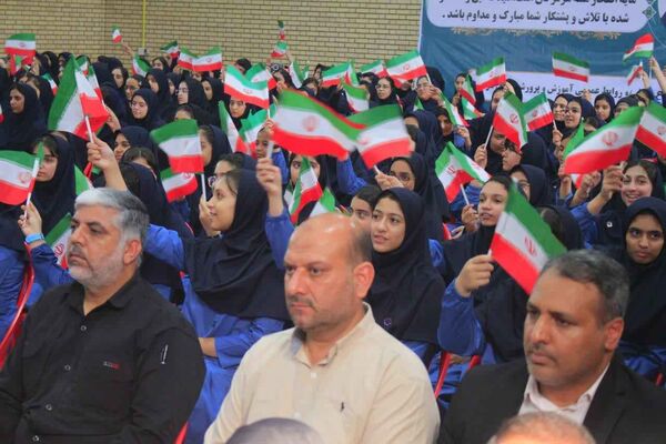 آیین زنگ مهر و بازگشایی مدارس در بندرعباس