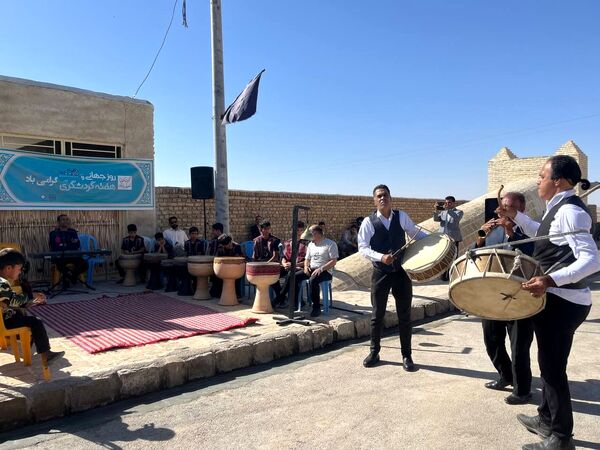 شروع پرشور هفته گردشگری در تربت‌حیدریه