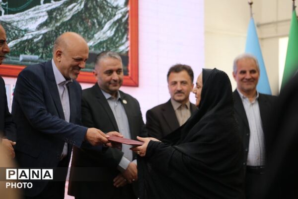 زنگ سپاس معلم در مدرسه بعثت تبریز