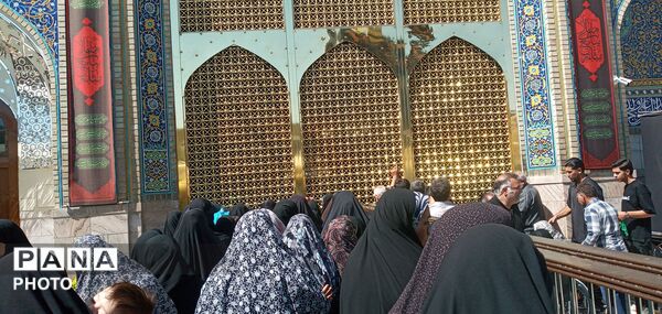 در سوگ ضامن آسمان‌ها؛ جهان در برابر غریبتی بی‌انتها سر به سوگ نهاد
