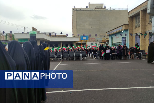 تشییع شهید گمنام در مدارس ناحیه 4 شیراز