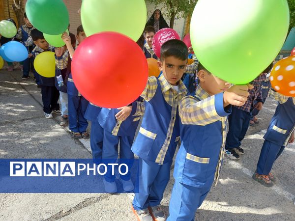 جشن شکوفه ها در لرستان