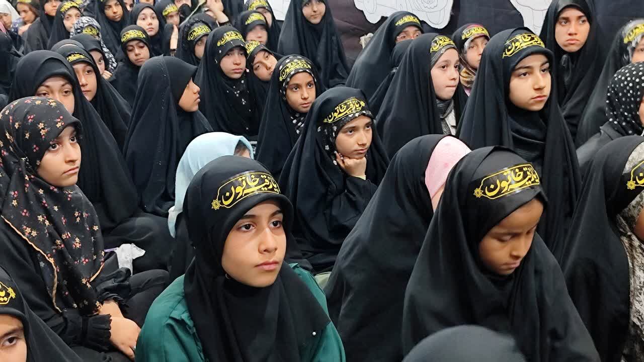 مراسم هیات نوجوانان «زیر گنبد طلا» به مناسبت اربعین