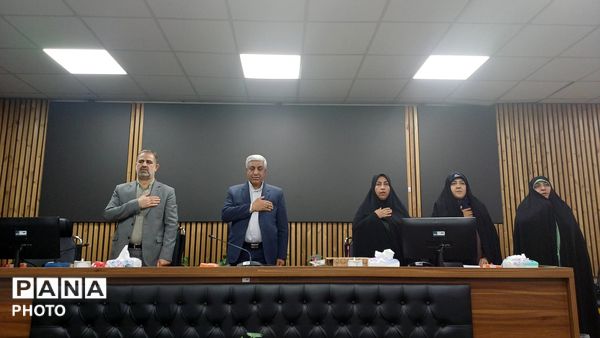 تجلیل از ستاره‌های نوجوان  در تهران