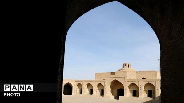  جلوه‌گری تاریخ در کاروانسرای باغ‌شیخ ساوه