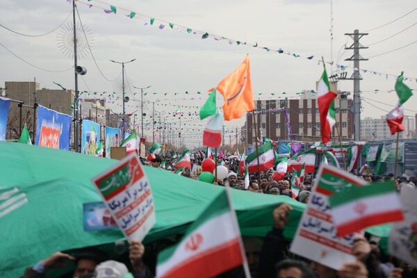 تجدید میثاق ملت با آرمان‌های انقلاب در ۲۲ بهمن