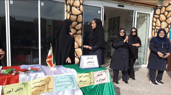 المپیاد ورزشی دبیرستان فرهنگیان ناحیه۷ مشهد 