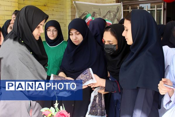 المپیاد ورزشی درون مدرسه‌ای دبیرستان نرجس باقرشهر 