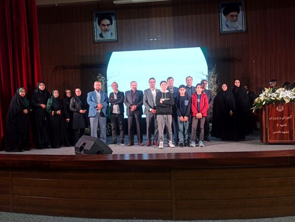 نشست طرح نماد در تالار تربیت ؛ گامی برای تقویت مراقبت اجتماعی دانش‌آموزان 