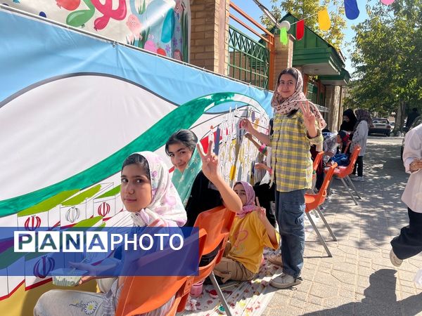 رنگ‌آمیزی دیوارنگاره‌ از ظهور تا مقاومت توسط کودکان و نوجوانان استان چهارمحال و بختیاری