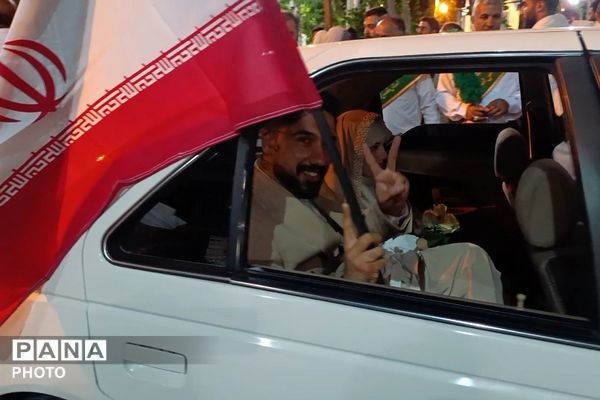 لبخند رسیدن دو دریا به هنگام سالروز ازدواج حضرت علی(ع) و  حضرت فاطمه(س)