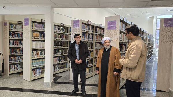 برگزاری نمایشگاه کتاب در کتابخانه ی شهید بهشتی آشخانه 