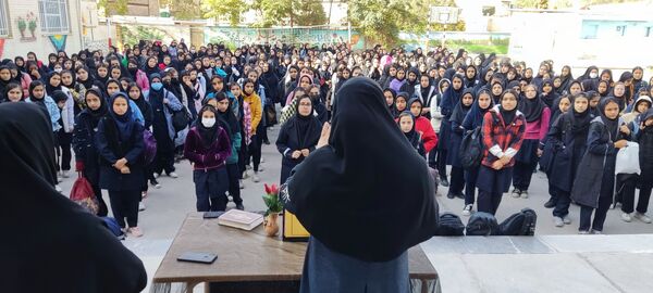 اجتماع دانش‌آموزان دبیرستان هاشمی نژاد علیه رژیم  جنایتکار صهیونیست در نیشابور