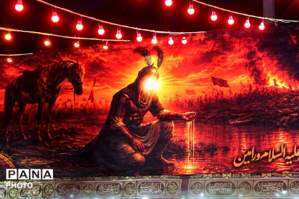ورامین بار دیگر در سوگ اسارت؛ کاروان نمادین کربلا در خیابان‌های ورامین به حرکت درآمد