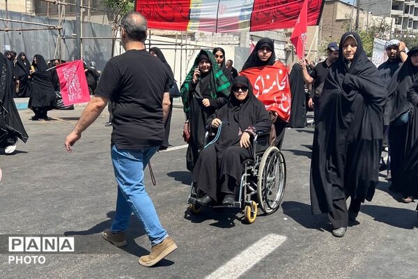 جاماندگان اربعین حسینی در مسیر قبله تهران