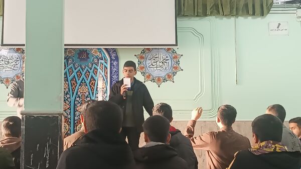 زیارت عاشورا  در دبیرستان شاهد ابوذر غفاری نیشابور