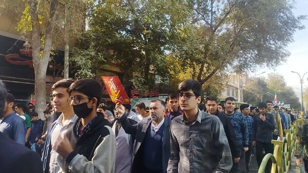 حضور پرشور مردم کاشان در راهپیمایی روز 13 آبان