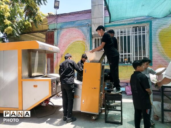 مدارس ناحیه دو مشهد در تکاپوی پذیرایی از زائرین آقای شهید
