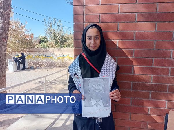 گرامیداشت سیزده آبان در دبیرستان مادرمهربان خلیل آباد