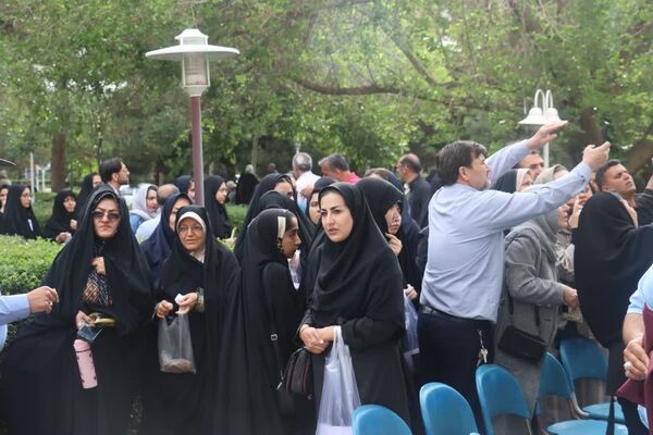 غوغای دانشگاه فردوسی مشهد در روز کنکور ۱۴۰۴