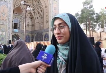 شرکت در راهپیمایی ۱۳ آبان، م‍ُشتی بر دهان استکبار جهانی است
