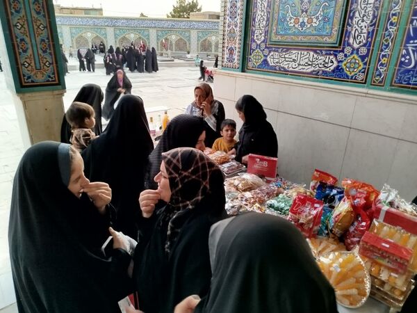 نمایشگاه مشاغل خانگی در آستان مقدس امامزاده عبدالمومن شهر حبیب آباد