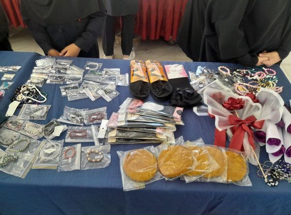 بازارچه نوروزی در شهرستان زاوه