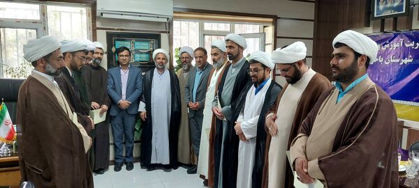 تقدیر از امام جماعت‌های مدارس باخرز
