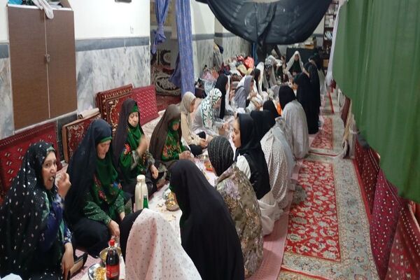 آخرین روز از اعتکاف دانش آموزی انس با خدا  در مسجد جامع شهر بار نیشابور