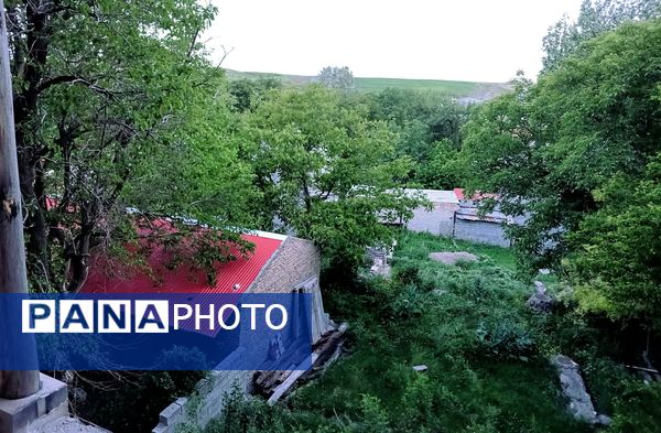 سفری به خانه پدری شهریار 