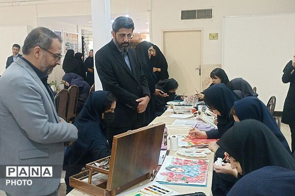 حضور دانش‌آموزان ناحیه دو شهرری در رویداد «روایت من، انتخاب آگاهانه»