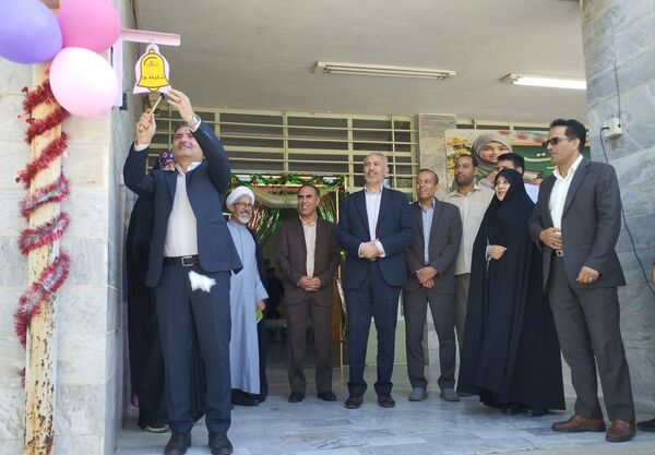 مراسم جشن شکوفه‌ها در ناحیه یک زنجان