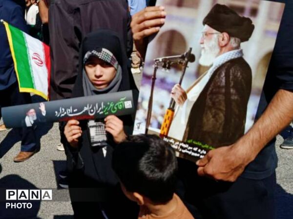 بیعت مردم اهواز با سومین رهبر انقلاب اسلامی