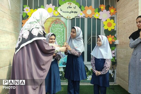 از سفره سلامت تا عطر ارادت؛ جشن مهربانی در مدرسه رضوان‌نو