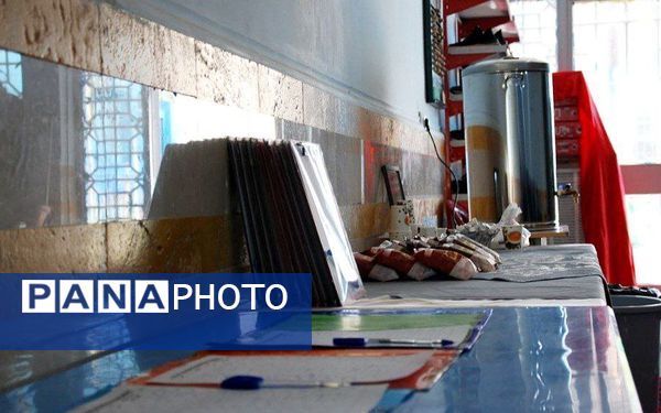 نشست تخصصی شورای آموزگاران قطب ۱ شهر قیامدشت 