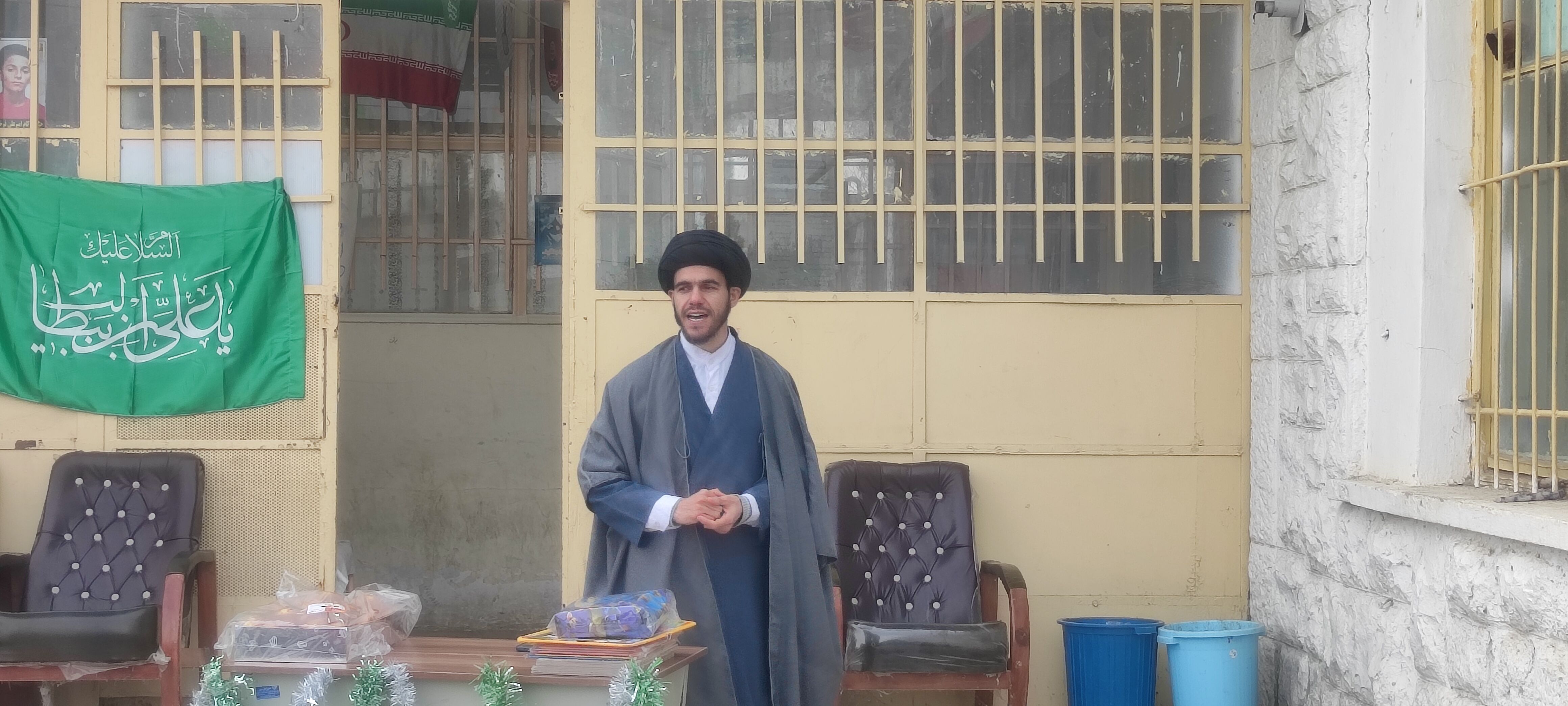 برگزاری جشن روز پدر به‌مناسبت ولادت حضرت علی(ع) در مدرسه ۱۲ فروردین کارخانه قند شیروان