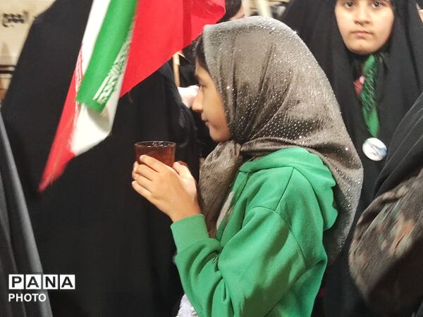 خدمت رسانی در حاشیه تجمعات نیشابور 