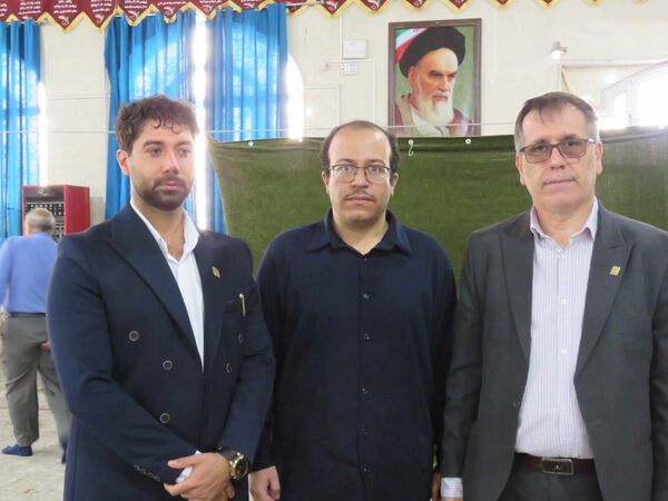 برگزاری میزخدمت آموزش و پرورش در محمدشهر کرج