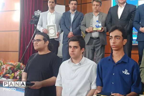 اختتامیه کشوری جشنواره‌های پژوهش‌سراها و نوجوان خوارزمی