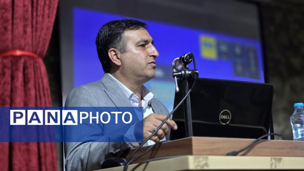 جلسه فصلی مدیران دوره دوم متوسطه قائمشهر