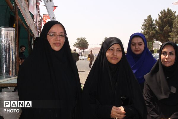 بازدید مشاور استاندار البرز از بخش‌های خدمت‌رسانی به زائران رهبر شهید