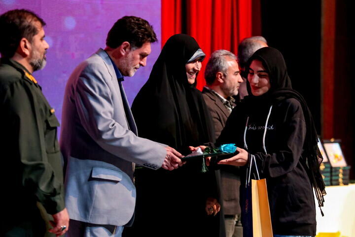 آیین اختتامیه بیست و ششمین جشنواره تئاتر استان قم